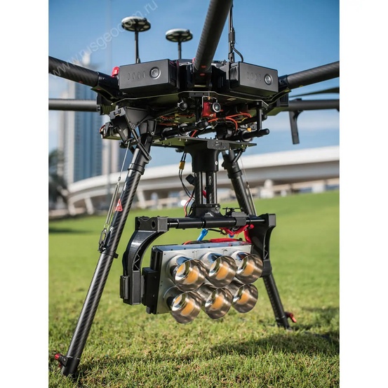 Профессиональное, мощное освещение на базе DJI Matrice 600 Pro