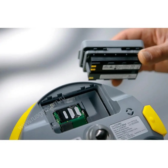 GPS/GNSS приёмник GeoMax Zenith25 PRO Base (GSM&UHF)