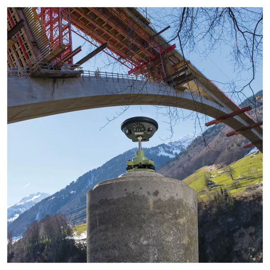 Комплект GNSS-приемника Leica GS16 GSM+Radio, Rover CS20