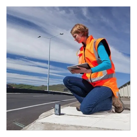 GNSS-приемник Trimble R1