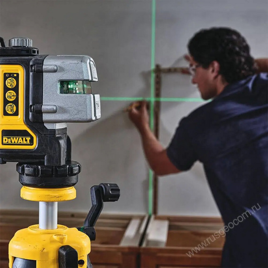 Лазерный уровень DEWALT DW089CG