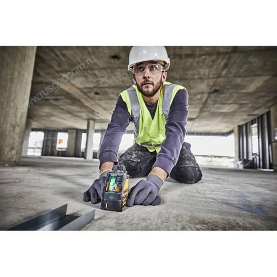 Лазерный уровень DEWALT DW088CG с калибровкой