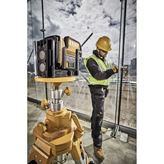 Лазерный уровень DEWALT DCE0825D1G с калибровкой
