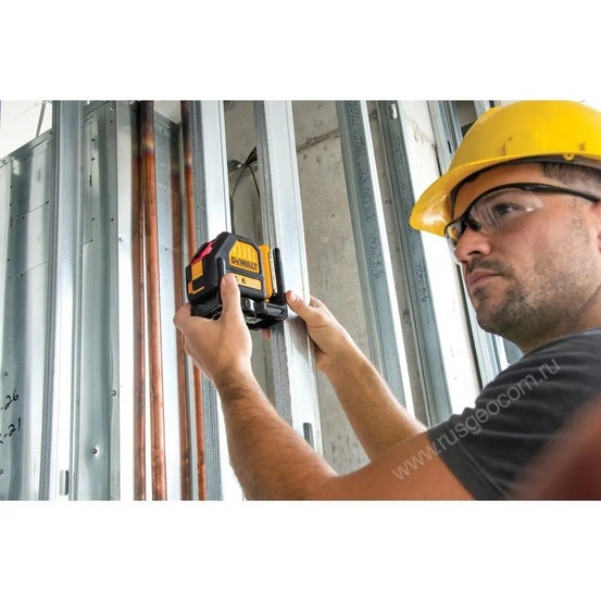 Лазерный уровень DEWALT DCE088D1R с калибровкой