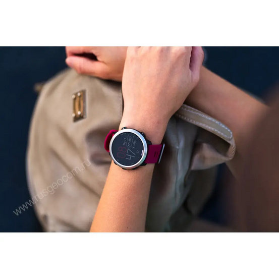 Часы Garmin Forerunner 645 Music с вишневым ремешком