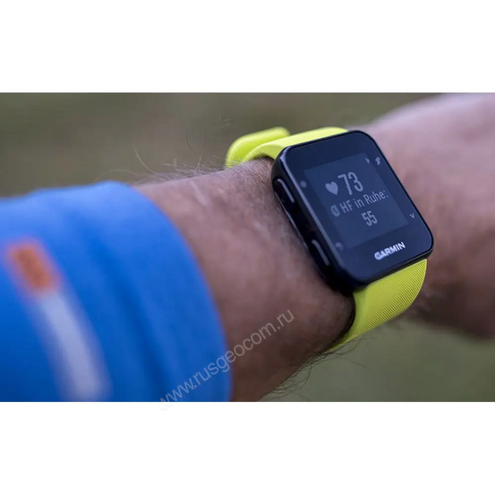 Часы Garmin Forerunner 35 светло-зеленые