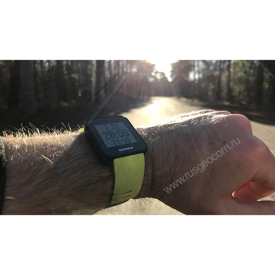 Часы Garmin Forerunner 35 светло-зеленые