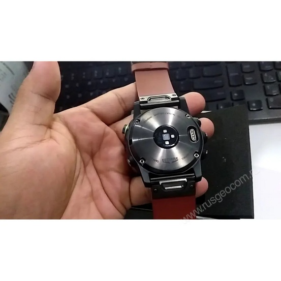 Часы Garmin D2 Charlie с кожаным ремешком