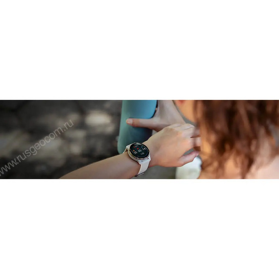 Часы Garmin Venu 2 Plus цвета слоновой кости с безелем цвета кремовое золото и силиконовым ремешком