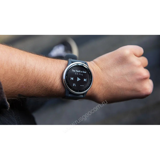 Часы Garmin Vivoactive 4 черные с серым безелем