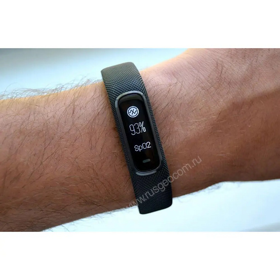 Фитнес-браслет Garmin Vivosmart 4 черные