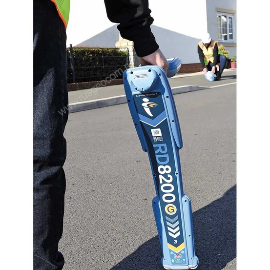 RD8200 c генератором Tx-5, сумкой