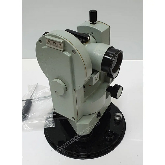 Теодолит УОМЗ 2Т30П кат C БУ