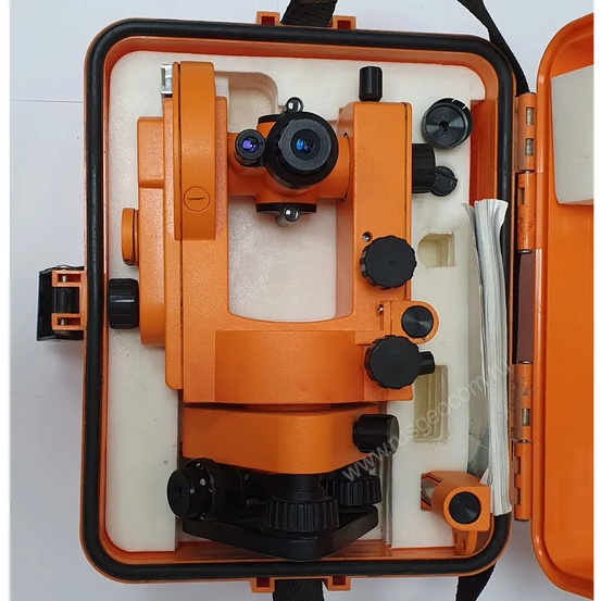 Теодолит УОМЗ 4Т15П кат A БУ