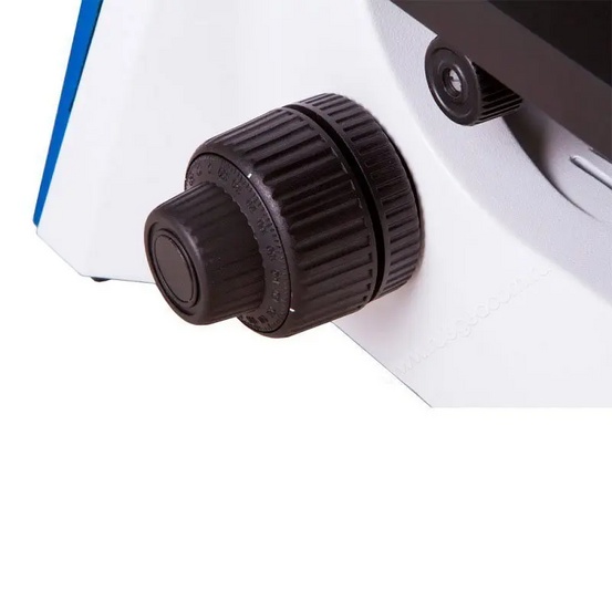 Цифровой микроскоп Levenhuk MED MD600T