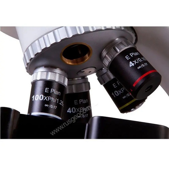 Цифровой микроскоп Levenhuk MED D45T с камерой