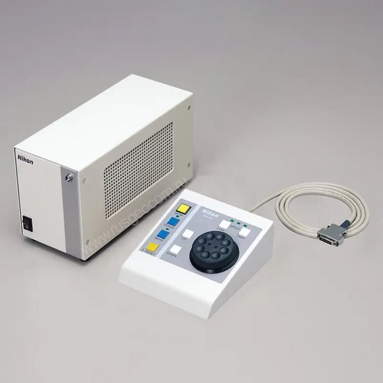 Микроскоп Nikon MM400