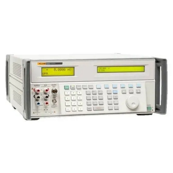 Многоцелевой калибратор Fluke 5522A/6 240