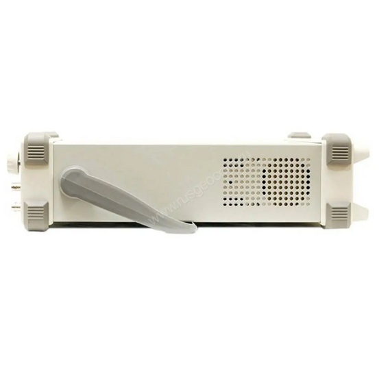 Генератор сигналов функциональный Актаком ADG-4401