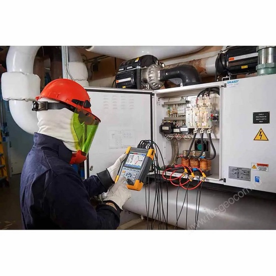 Анализатор качества электроэнергии Fluke 437 II 400HZ
