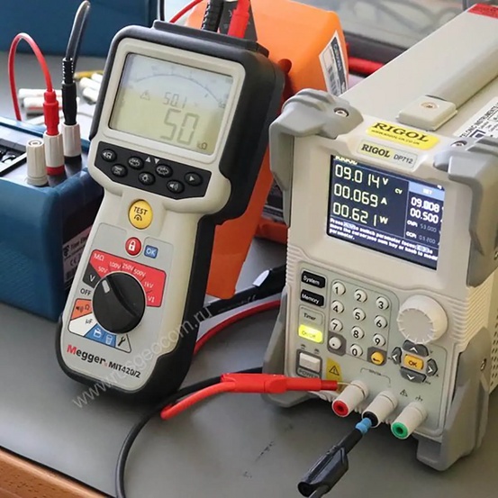 Мегаомметр Megger MIT420/2