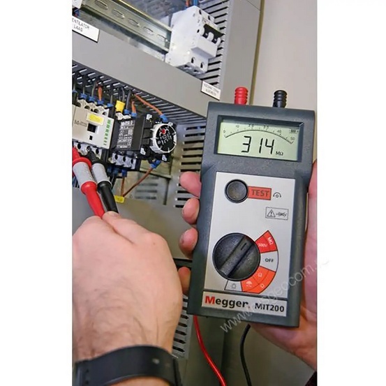 Мегаомметр Megger MIT200