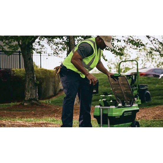 Зарядное устройство Greenworks G82CT6 82V на 6 АКБ