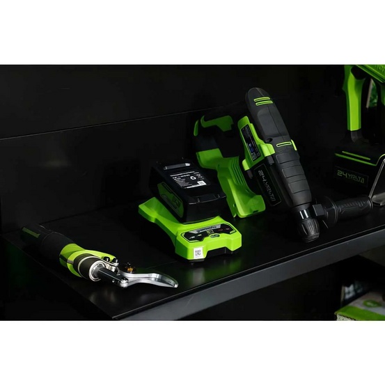 Быстрое зарядное устройство Greenworks G24C4 24V 4A