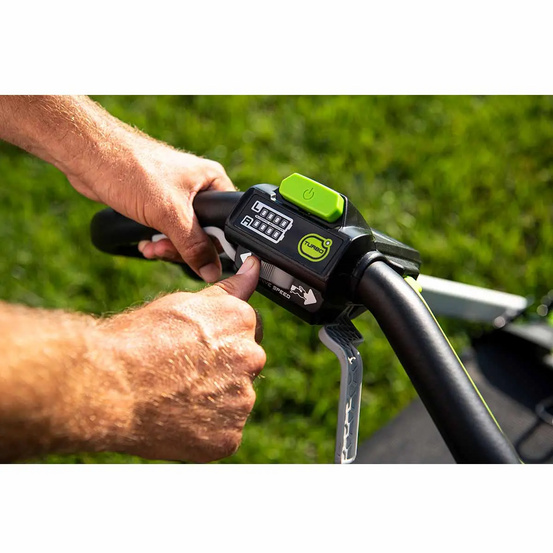 Аккумуляторная газонокосилка самоходная Greenworks GD40LM48SPK4 бесщеточная, 40V с АКБ 4 Ач + ЗУ 2А