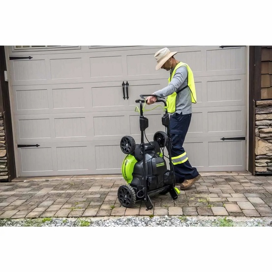 Аккумуляторная газонокосилка самоходная Greenworks TwinForce GC82LM61S бесщеточная, 82V с АКБ 2.5 Ач + ЗУ 8А быстрое