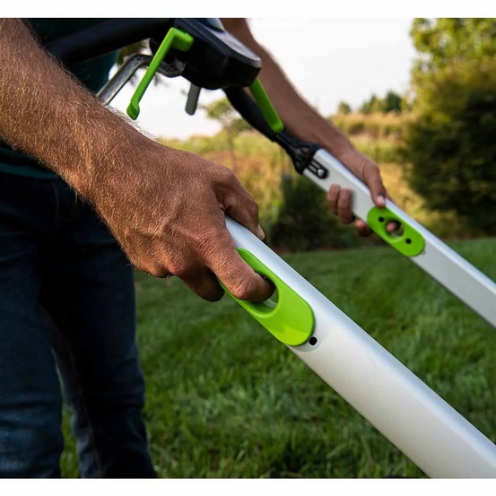 Аккумуляторная газонокосилка самоходная Greenworks GD40LM48SP бесщеточная, 40V с АКБ 8 А.ч. + ЗУ 2А