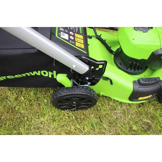 Аккумуляторная газонокосилка самоходная Greenworks GD40LM48SP бесщеточная, 40V с АКБ 5 А.ч. + ЗУ 4А двойное