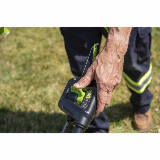 Аккумуляторная газонокосилка самоходная Greenworks TwinForce GC82LM61S бесщеточная, 82V с АКБ 8 Ач + ЗУ 4А