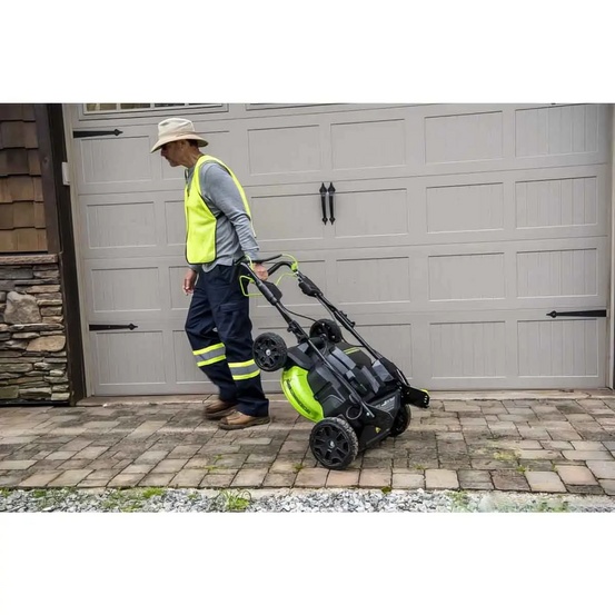 Аккумуляторная газонокосилка самоходная Greenworks TwinForce GC82LM61S бесщеточная, 82V с АКБ 5 Ач + ЗУ 4А