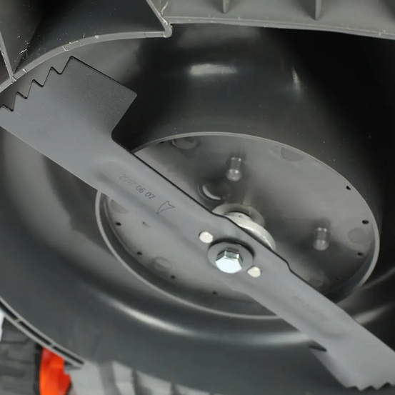 Аккумуляторная газонокосилка Patriot CM 435XL