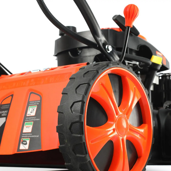 Бензиновая газонокосилка самоходная Patriot PT 53LSE