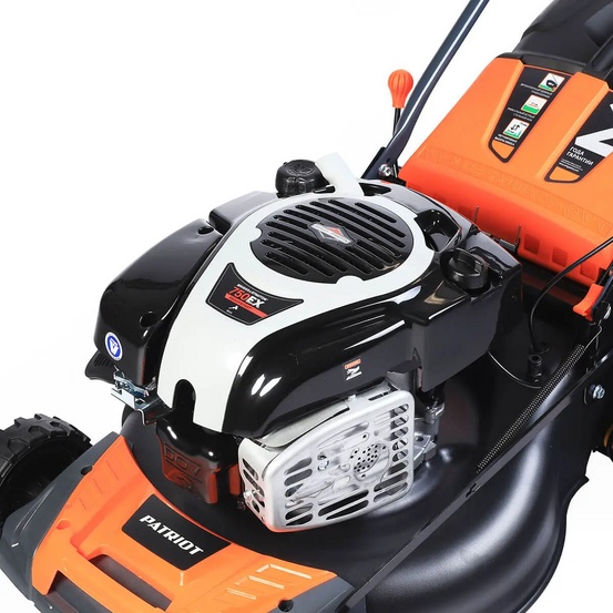 Бензиновая газонокосилка самоходная Patriot PT 52BS