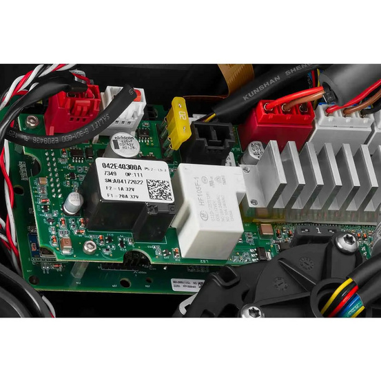 Робот газонокосилка Caiman Tech X2.9 Deluxe 2500м2