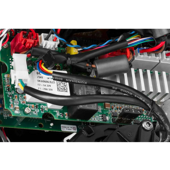 Робот газонокосилка Caiman Tech X2.5 Elite (GPS, GSM) 1800м2