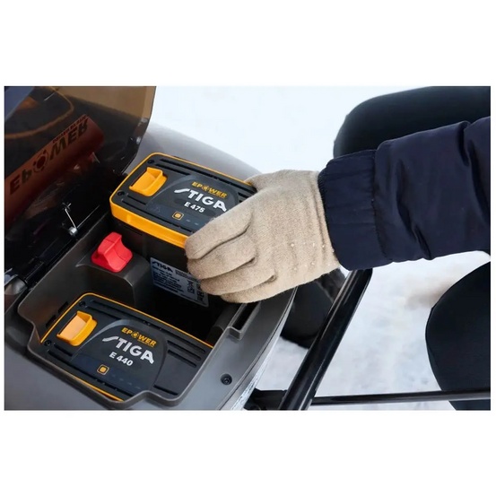 Снегоуборщик аккумуляторный Stiga ST 700e Kit