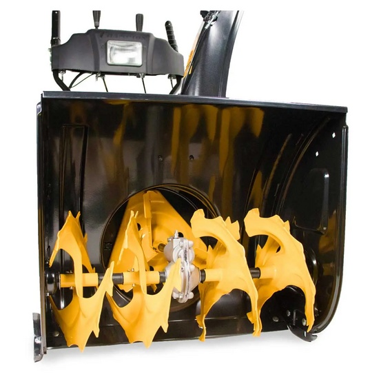 Снегоуборщик бензиновый самоходный CHAMPION ST762E