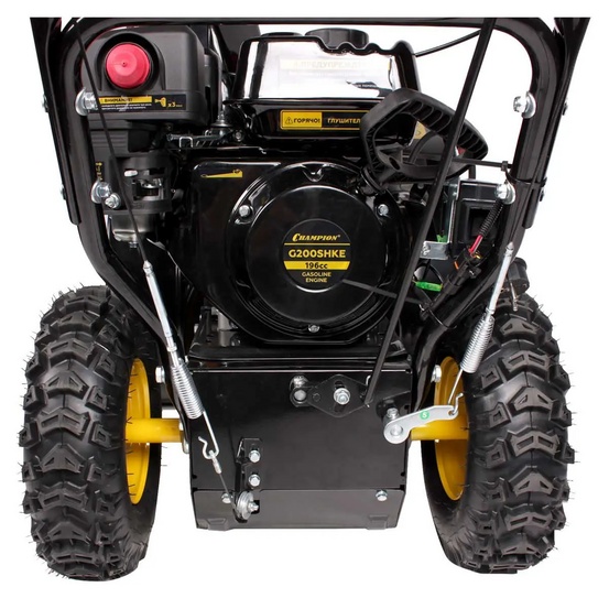 Снегоуборщик бензиновый самоходный CHAMPION ST662E