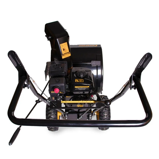 Снегоуборщик бензиновый самоходный CHAMPION ST656