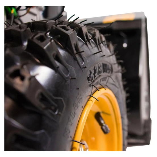 Снегоуборщик бензиновый самоходный CHAMPION ST553