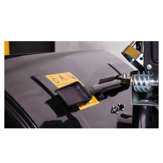 Снегоуборщик бензиновый самоходный CHAMPION ST1376E