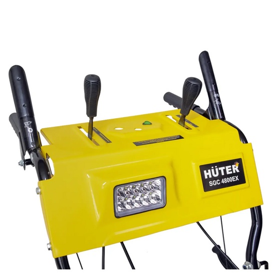 Снегоуборщик бензиновый самоходный Huter SGC 4800EX