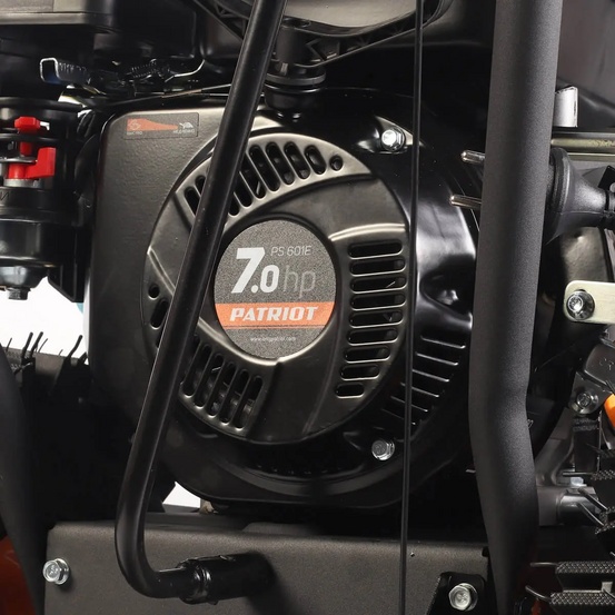 Снегоуборщик бензиновый самоходный Patriot PS 601 E