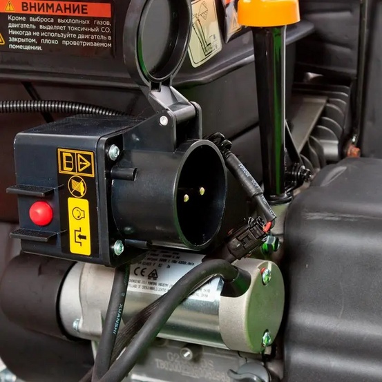 Снегоуборщик бензиновый самоходный REDVERG RD-SB71/9E