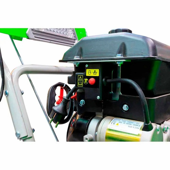 Снегоуборщик бензиновый самоходный REDVERG RD-SB107/15DW-E