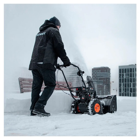 Снегоуборщик бензиновый (щетка) Patriot PRO 777 S